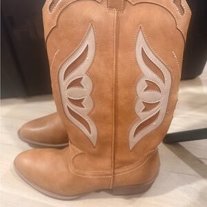 Steve Madden Tan Heeled Boots